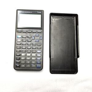 Calculators Texas Instrument 82 TI-82 Electronic Calculator